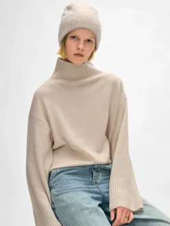 cashmere cable beanie