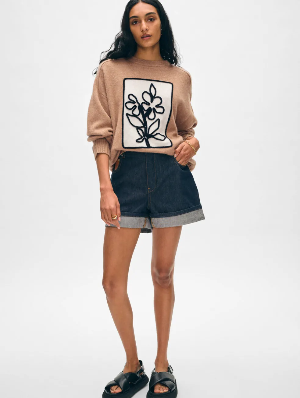cashmere floral appliqué crewneck