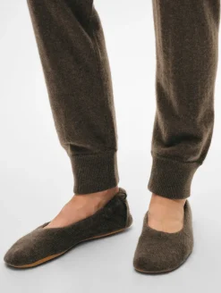 cashmere jogger