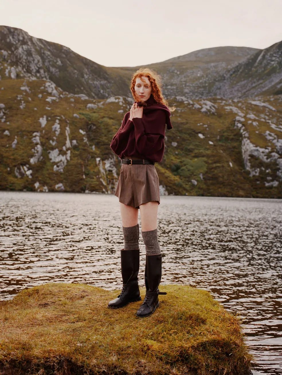 cashmere saddle sleeve crewneck