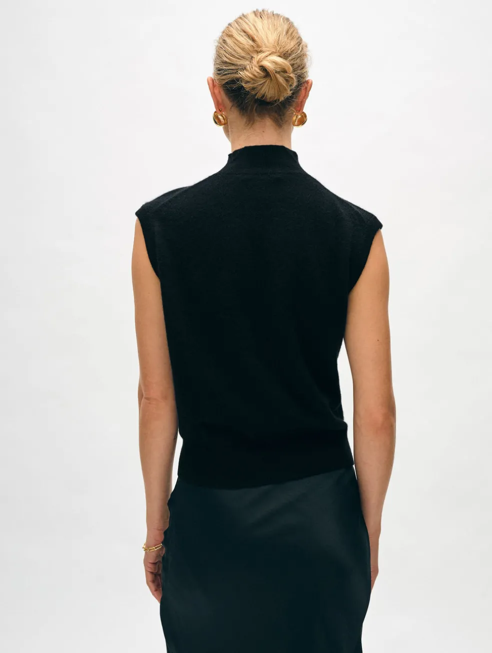 cashmere sleeveless mockneck
