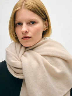 cashmere travel wrap